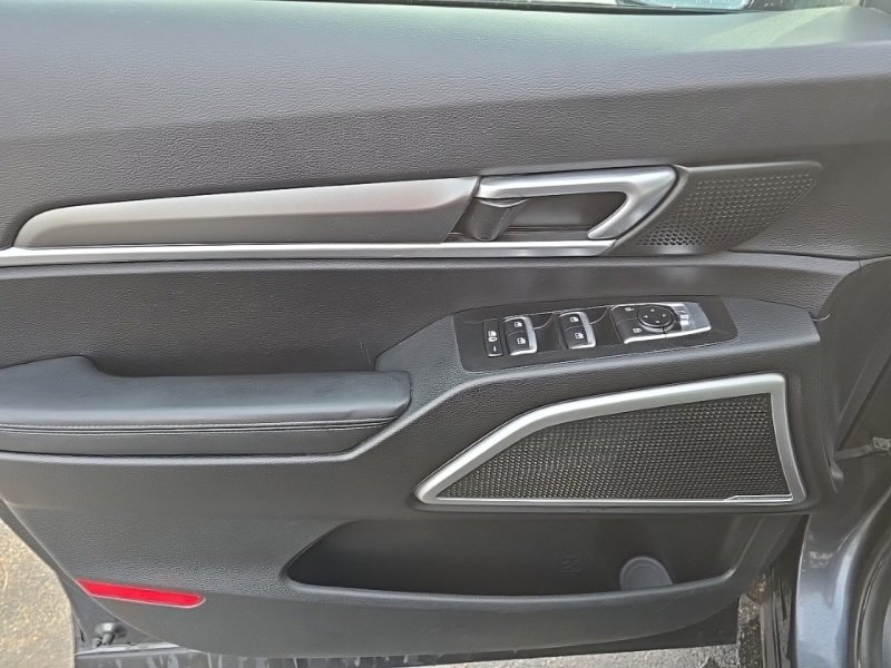 Used 2021 Kia Telluride LX image 20