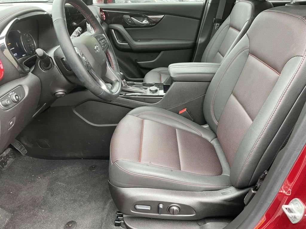 Used 2025 Chevrolet Blazer RS w/ Driver Confidence II Package image 14