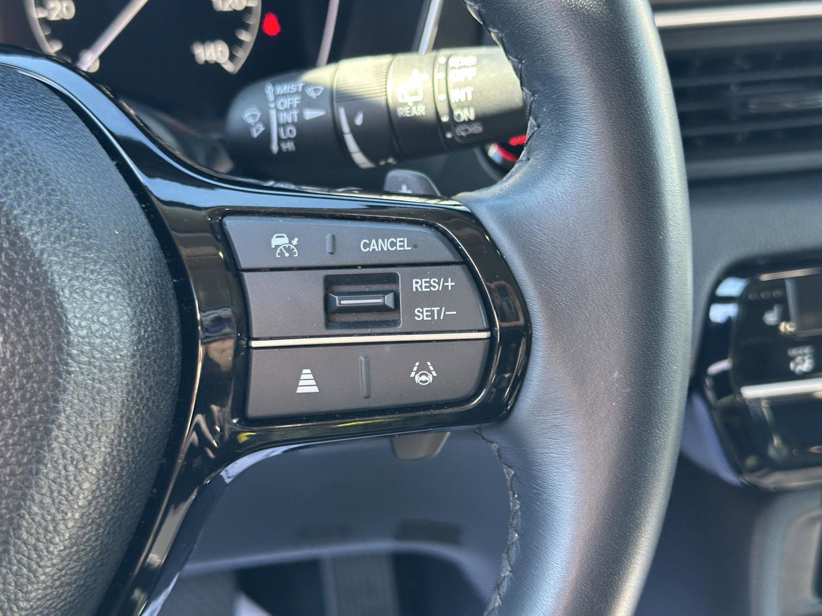 Certified 2025 Honda Pilot Touring image 19