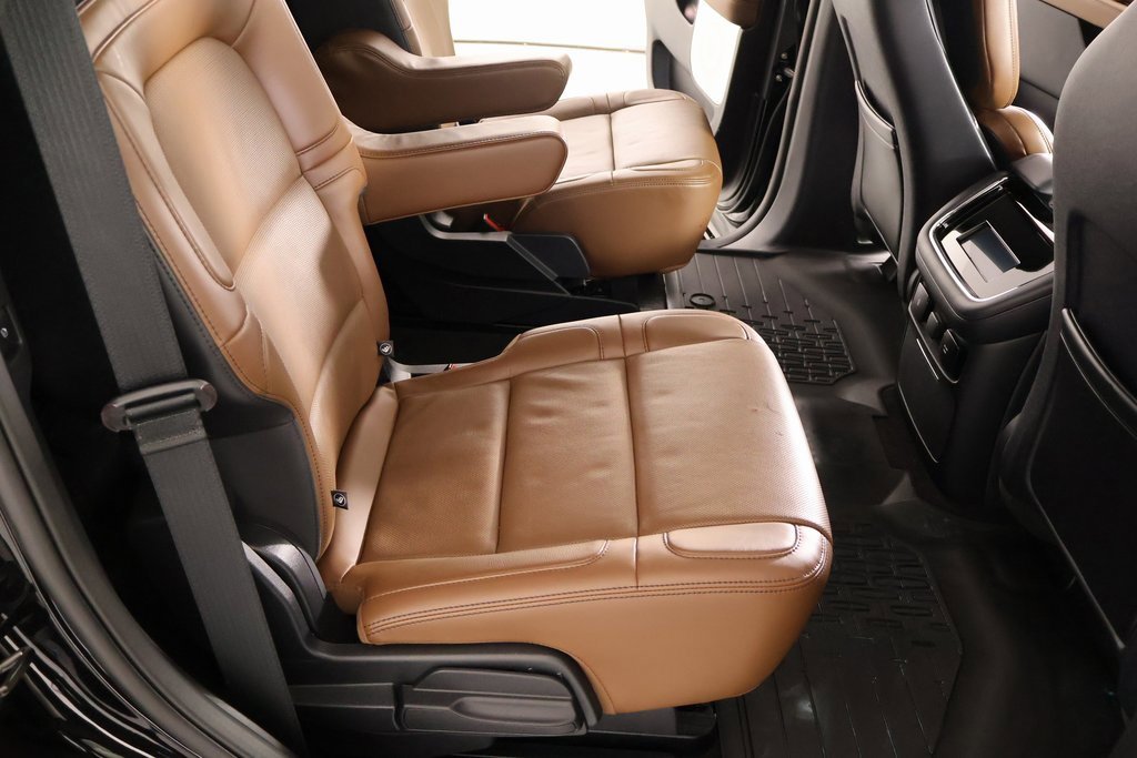 Certified 2023 Lincoln Navigator Reserve image 16