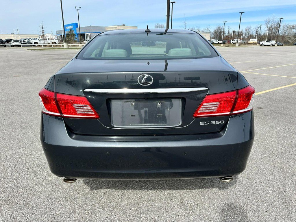 Used 2011 Lexus ES 350 image 4