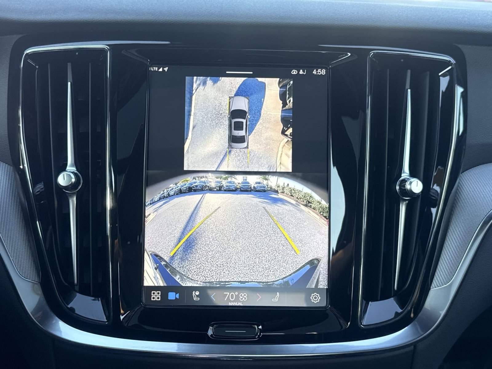 Certified 2024 Volvo S60 T8 Plus AWD/4WD image 19