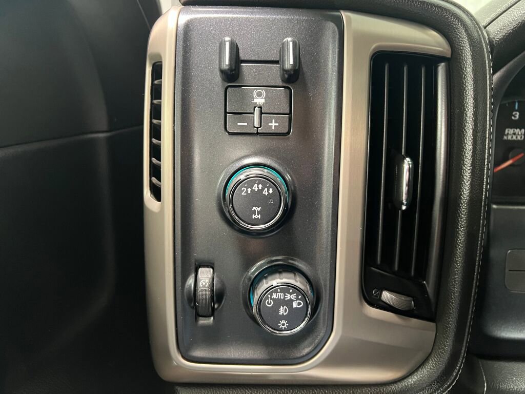 Used 2017 GMC Sierra 3500 Denali w/ Suspension Package, Off-Road image 15
