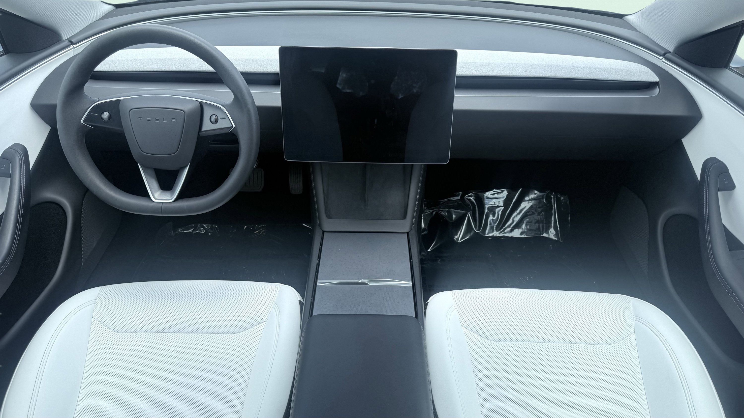 Used 2024 Tesla Model 3 Long Range RWD image 2