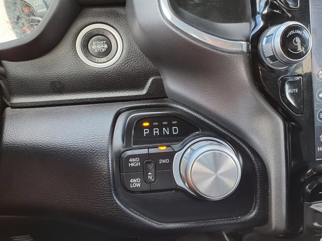 Used 2022 RAM 2500 Laramie w/ Night Edition AWD/4WD image 29