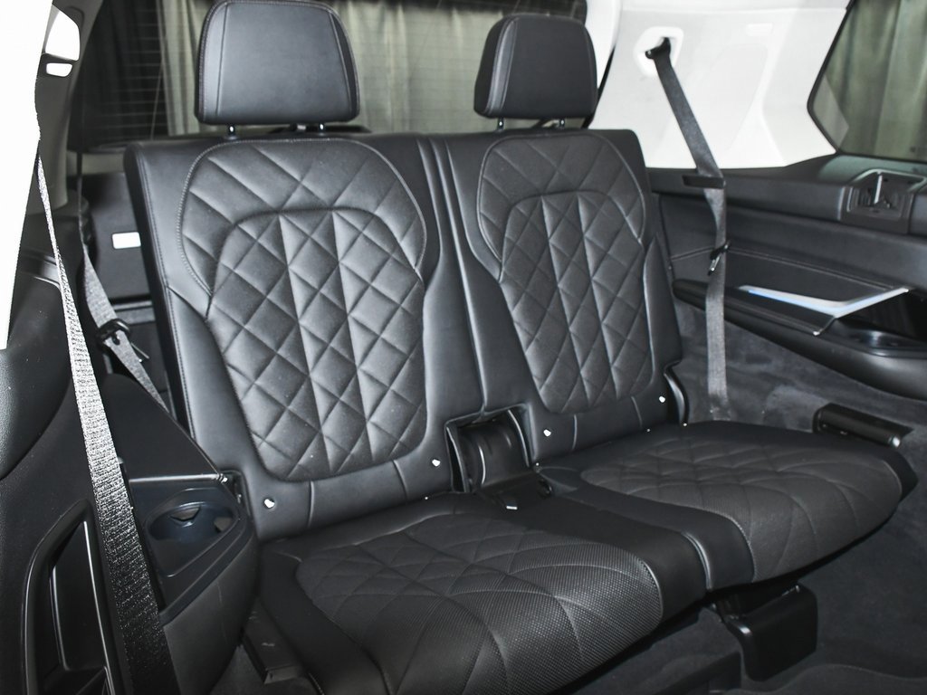 Used 2024 BMW X7 xDrive40i image 80