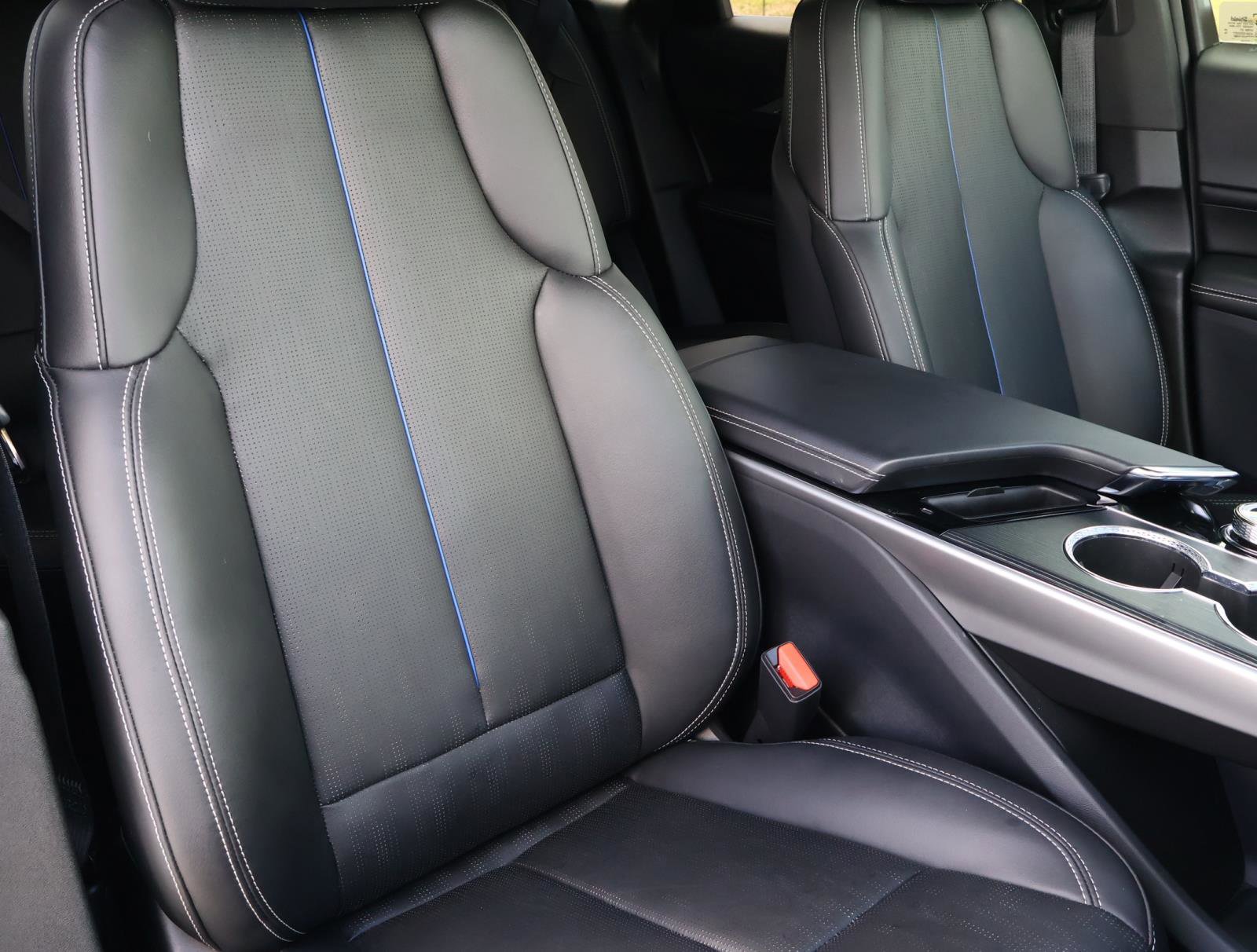 Used 2025 Cadillac Lyriq Luxury w/ LPO, Floor Liner Package RWD image 22