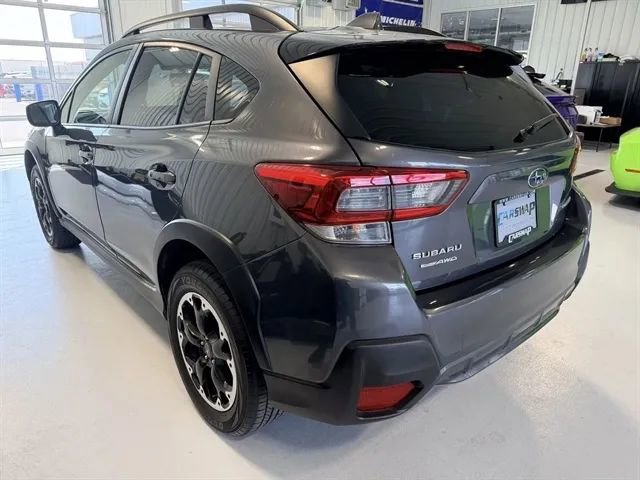 Used 2021 Subaru Crosstrek 2.0i Premium w/ Moonroof Package AWD/4WD image 5