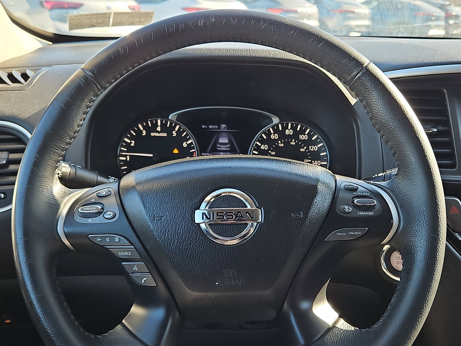 Used 2019 Nissan Pathfinder SV image 18