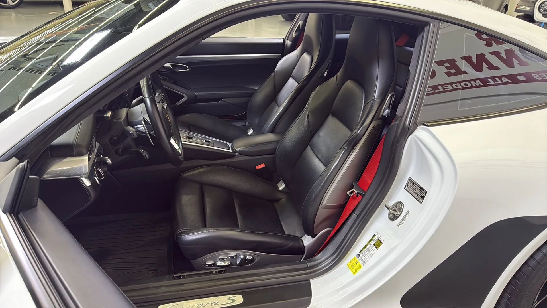 Used 2017 Porsche 911 Carrera S image 16