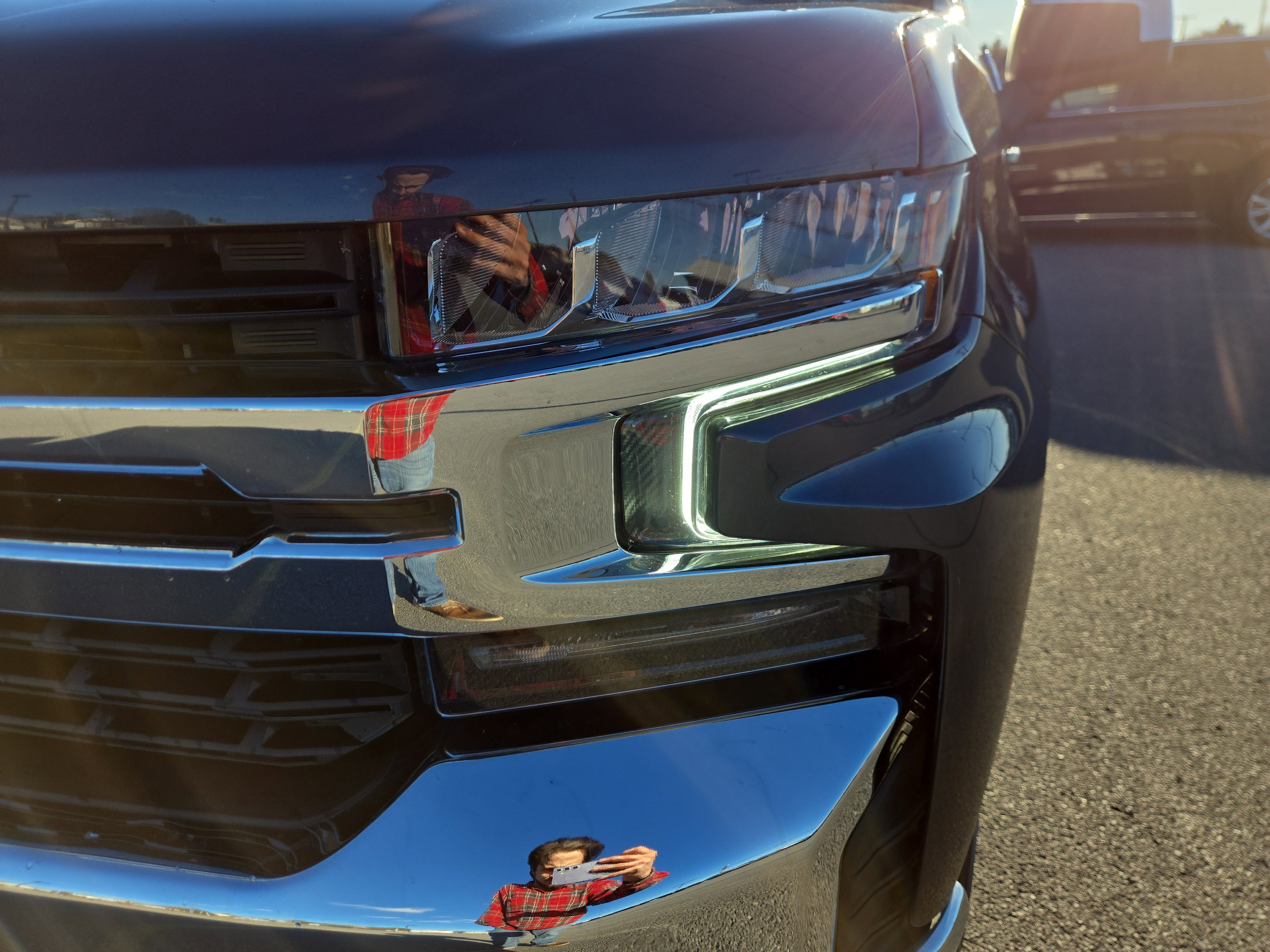 Used 2022 Chevrolet Silverado 1500 LT w/ Z71 Off-Road Package image 10