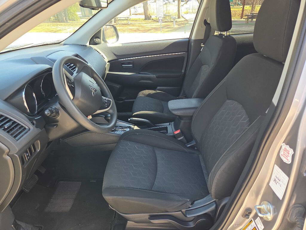 Used 2021 Mitsubishi Outlander Sport ES FWD image 24