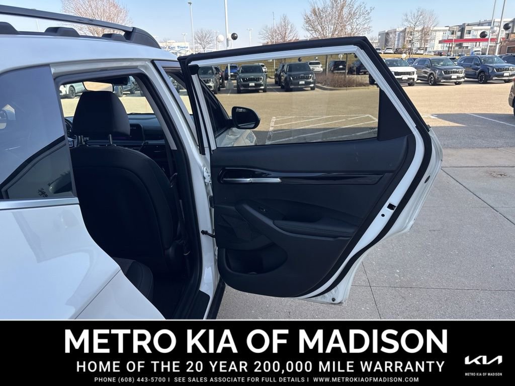 Used 2024 Kia Seltos X-Line AWD/4WD image 30