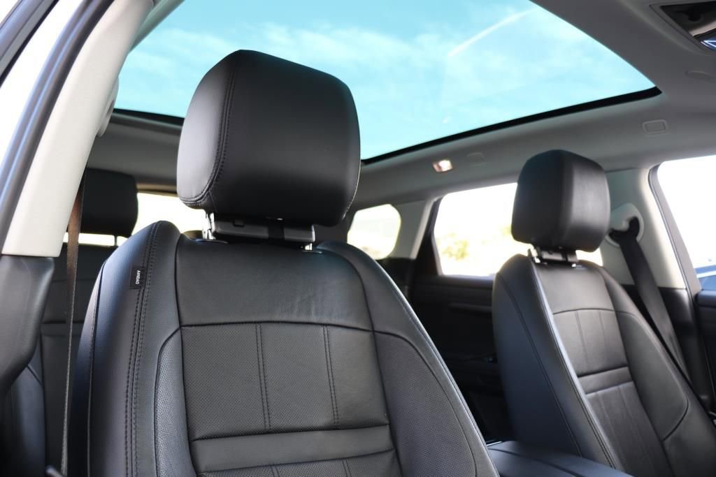 Used 2023 Land Rover Range Rover Evoque SE image 57