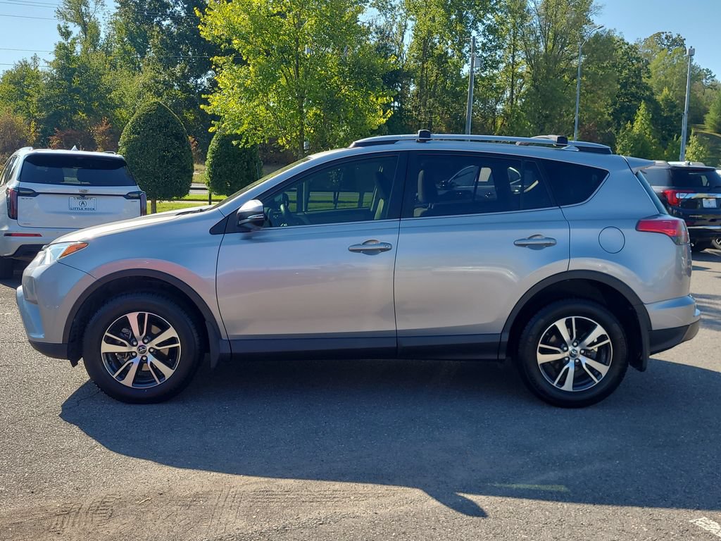Used 2018 Toyota RAV4 XLE w/ Plus Extra Value Package FWD image 6