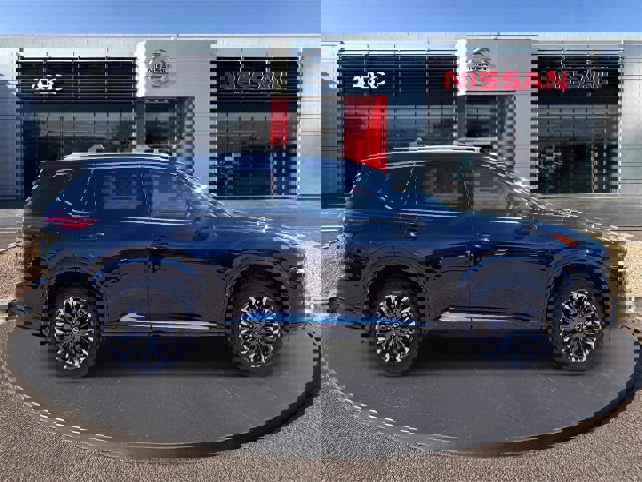 New 2026 Nissan Rogue Platinum image 4
