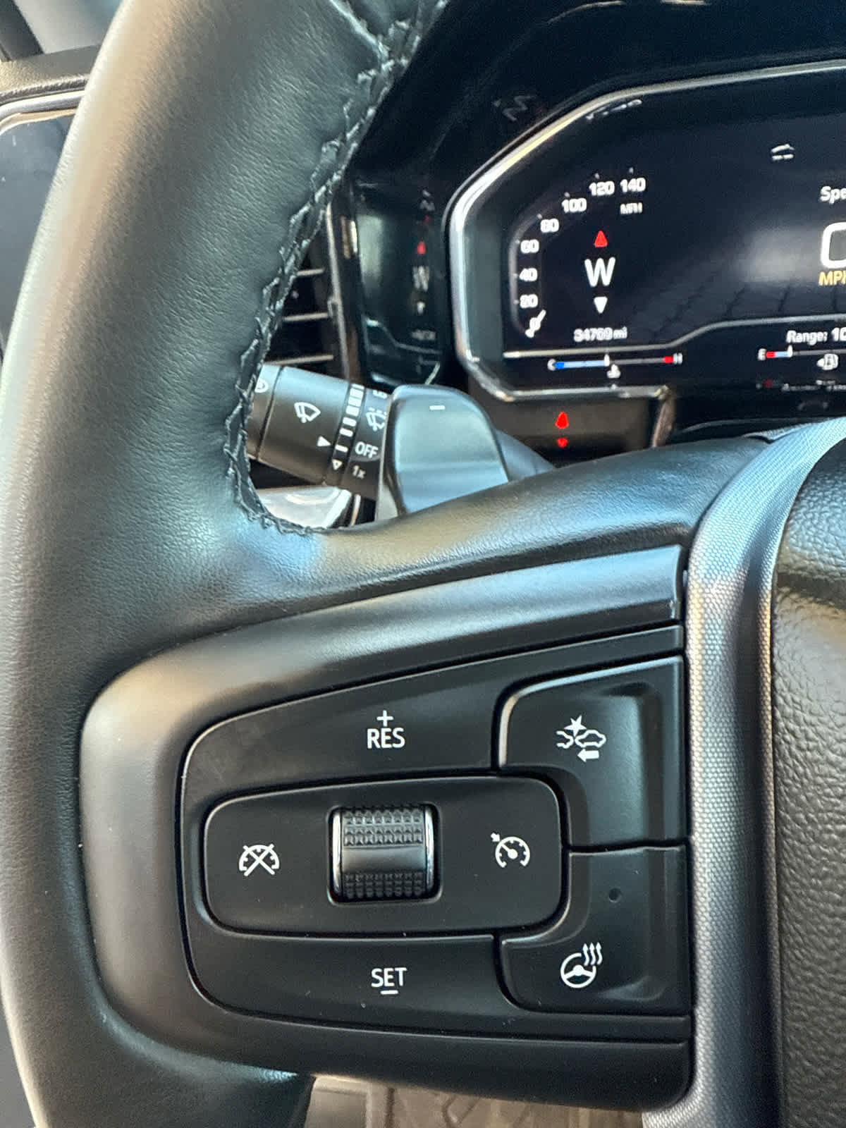 Used 2025 GMC Sierra 1500 SLT w/ SLT Premium Package image 21