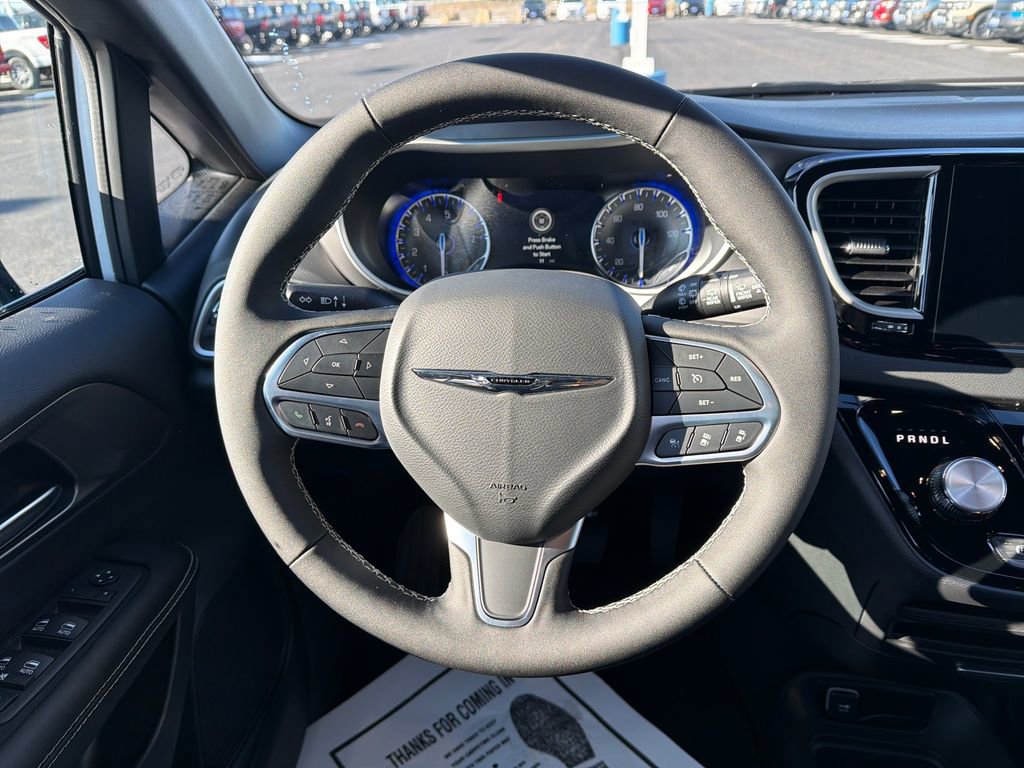 New 2026 Chrysler Voyager LX image 14