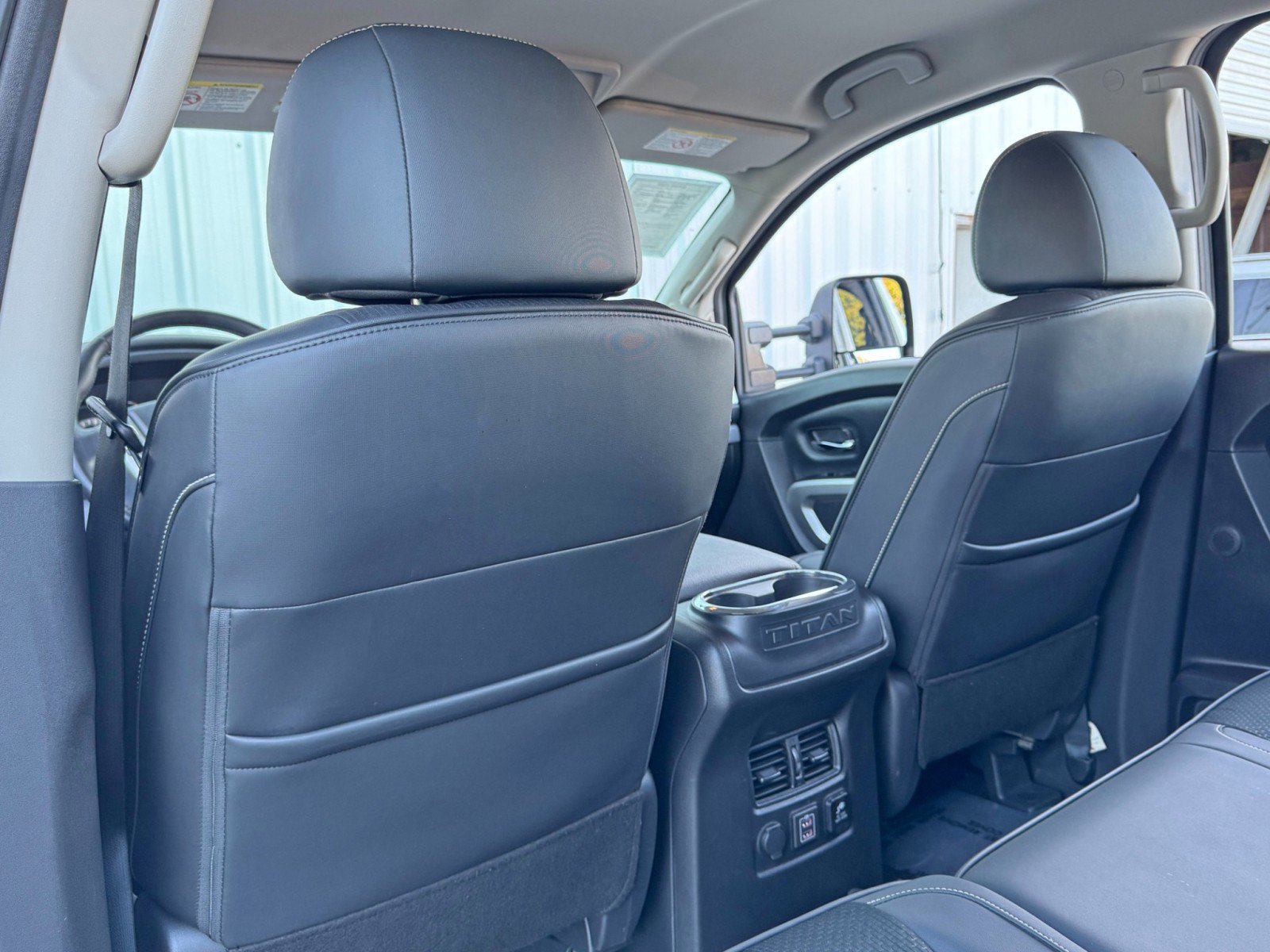 Used 2019 Nissan Titan PRO-4X w/ Pro-4x Utility Package image 31