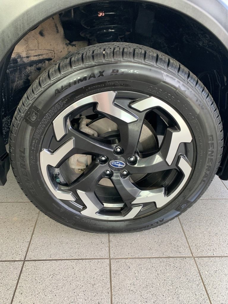 Certified 2023 Subaru Crosstrek 2.5i Limited w/ Moonroof Package AWD/4WD image 18