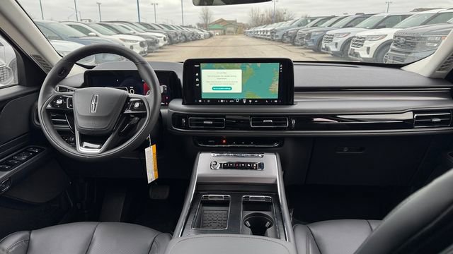 New 2026 Lincoln Aviator AWD w/ Jet Appearance Package image 19