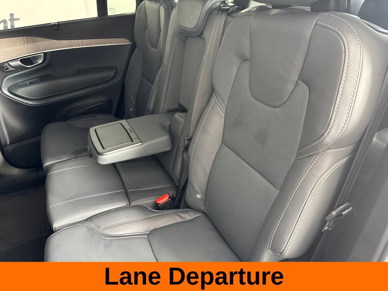 Used 2024 Volvo XC90 B6 Ultimate w/ Protection Package Premier AWD/4WD image 19
