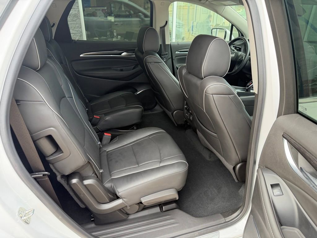 Used 2021 Buick Enclave Avenir w/ Avenir Technology Package image 7