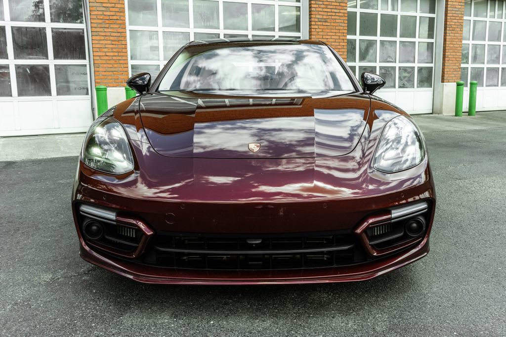 Used 2023 Porsche Panamera 4 Platinum Edition w/ Sportdesign Package AWD/4WD image 37