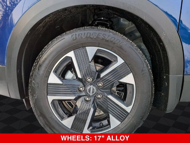 Certified 2025 Nissan Kicks SV AWD/4WD image 10