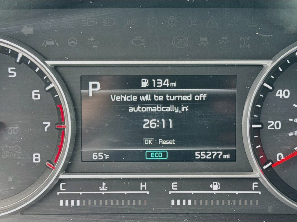 Certified 2022 Kia Sorento S FWD image 15