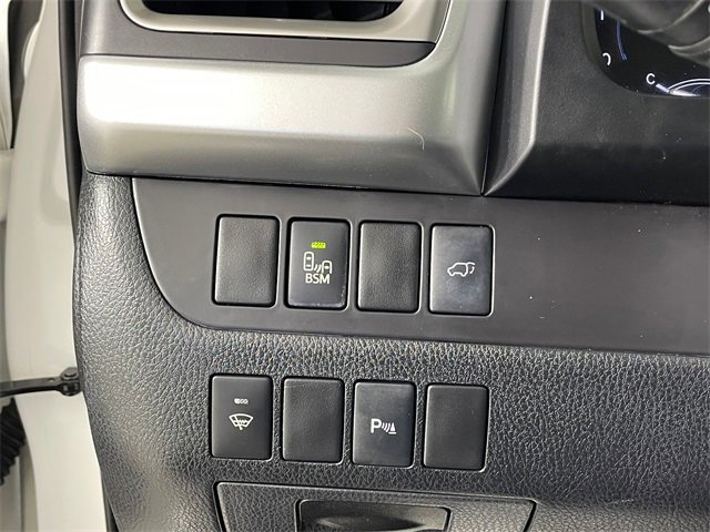 Used 2015 Toyota Highlander Limited image 14