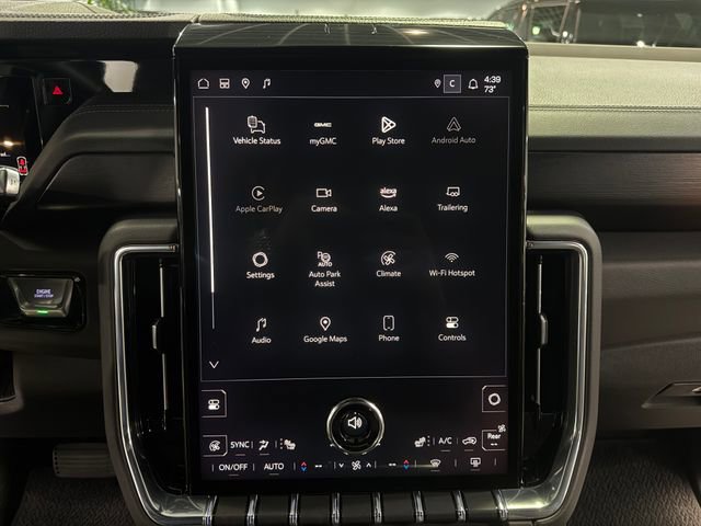 Certified 2025 GMC Yukon Denali image 21