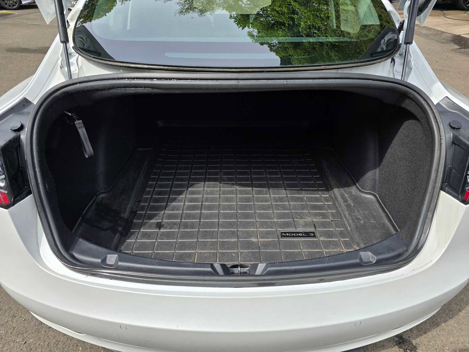 Used 2020 Tesla Model 3 Long Range AWD/4WD image 14