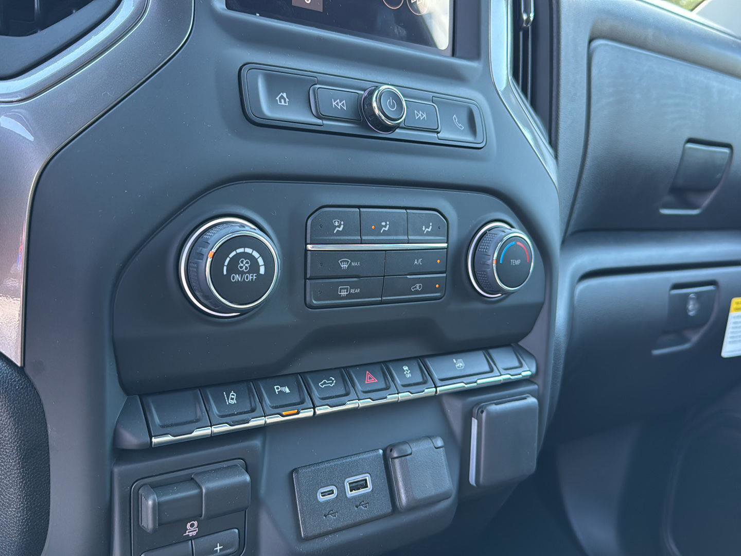 New 2026 Chevrolet Silverado 2500 Custom w/ Custom Value Package image 22