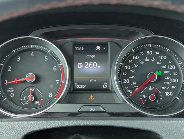 Used 2018 Volkswagen Golf 4-Door FWD image 22