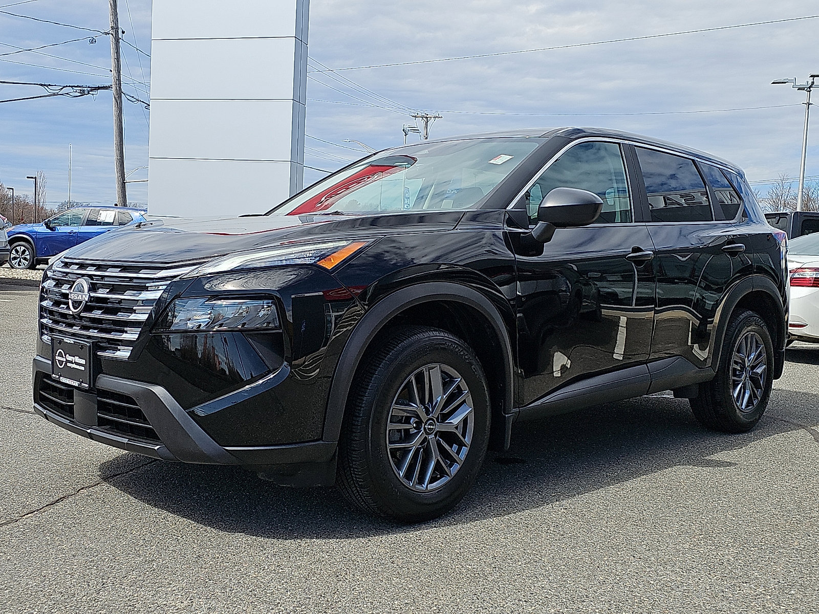 Certified 2025 Nissan Rogue S image 3