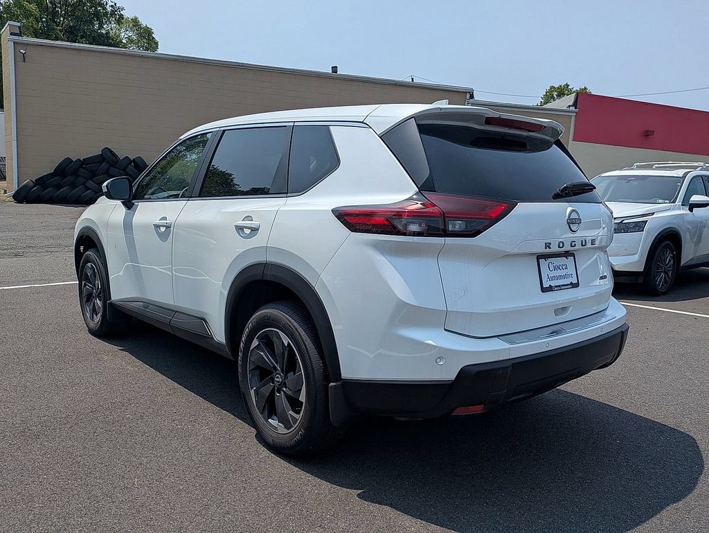 New 2025 Nissan Rogue SV AWD/4WD image 4