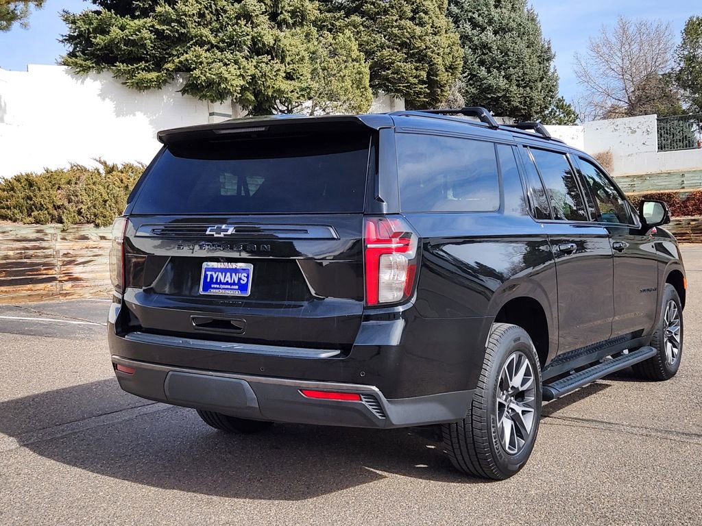 Used 2022 Chevrolet Suburban Z71 w/ Luxury Package image 3