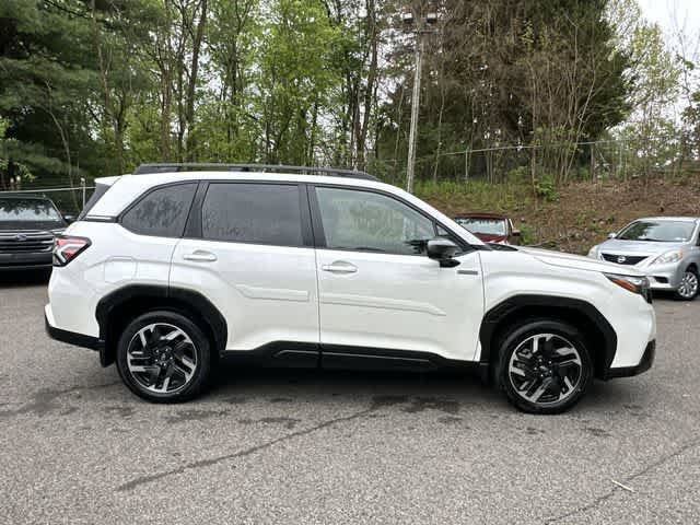 Certified 2025 Subaru Forester Premium AWD/4WD image 4