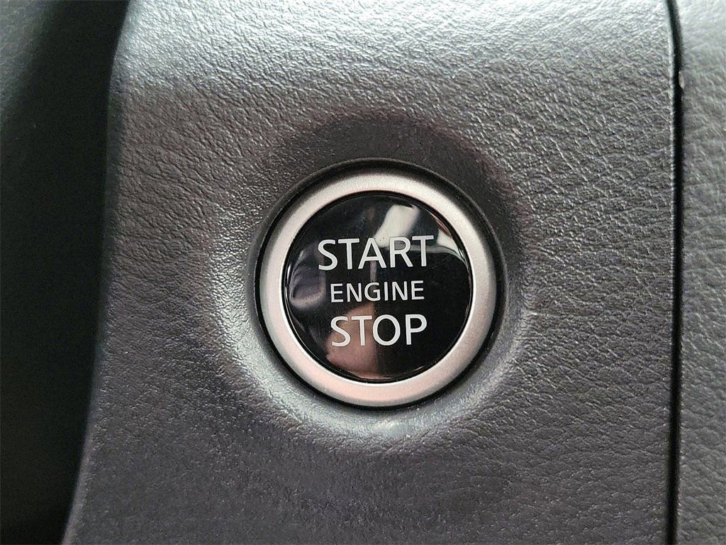 New 2025 Nissan Frontier PRO-4X w/ Pro Premium Package image 8