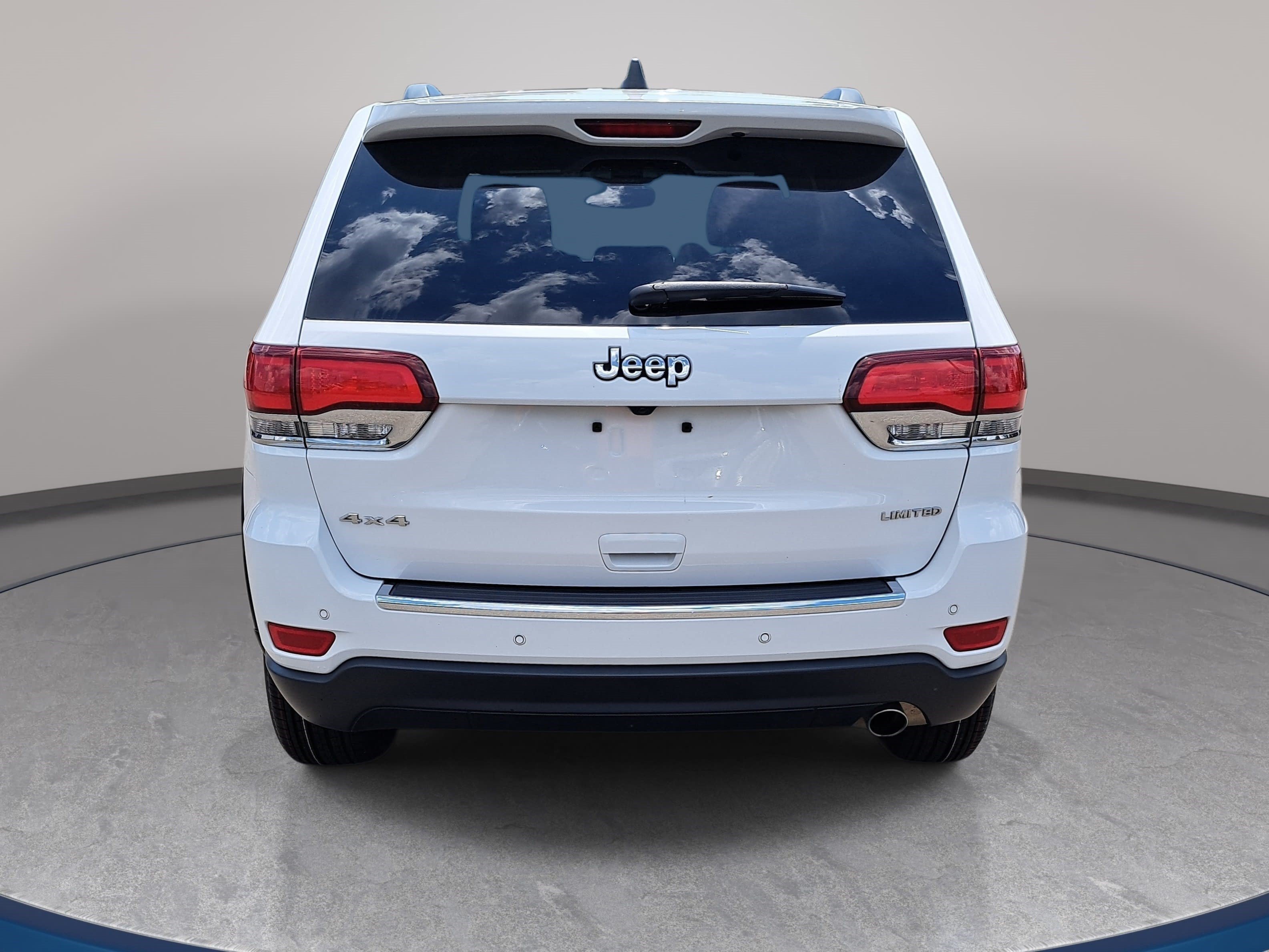 Used 2022 Jeep Grand Cherokee Limited AWD/4WD image 6