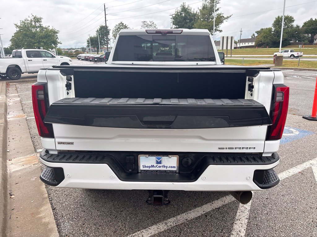 Used 2024 GMC Sierra 3500 Denali Ultimate AWD/4WD image 12