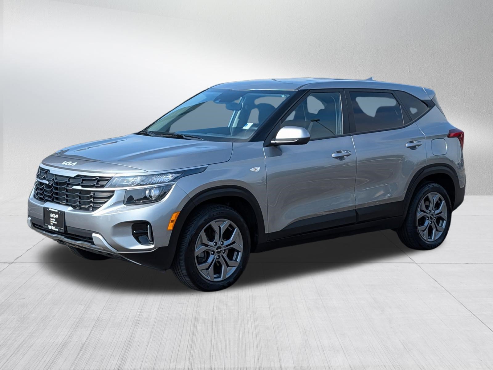 Certified 2024 Kia Seltos LX AWD/4WD image 3