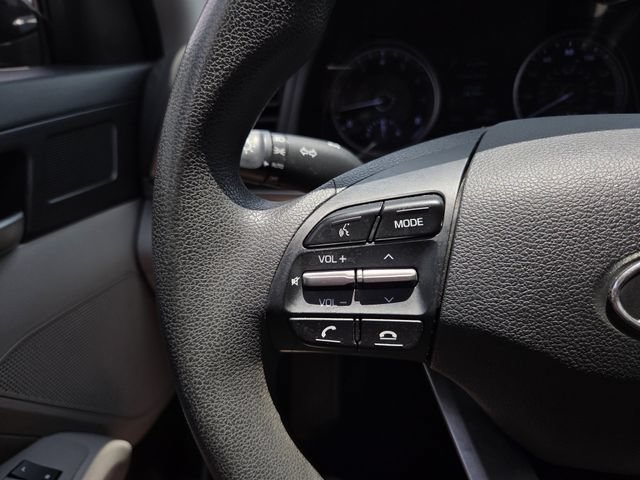 Used 2020 Hyundai Elantra SEL FWD image 22