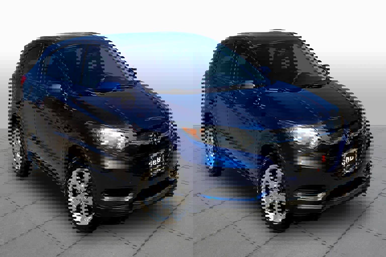 Used 2016 Honda HR-V LX image 3