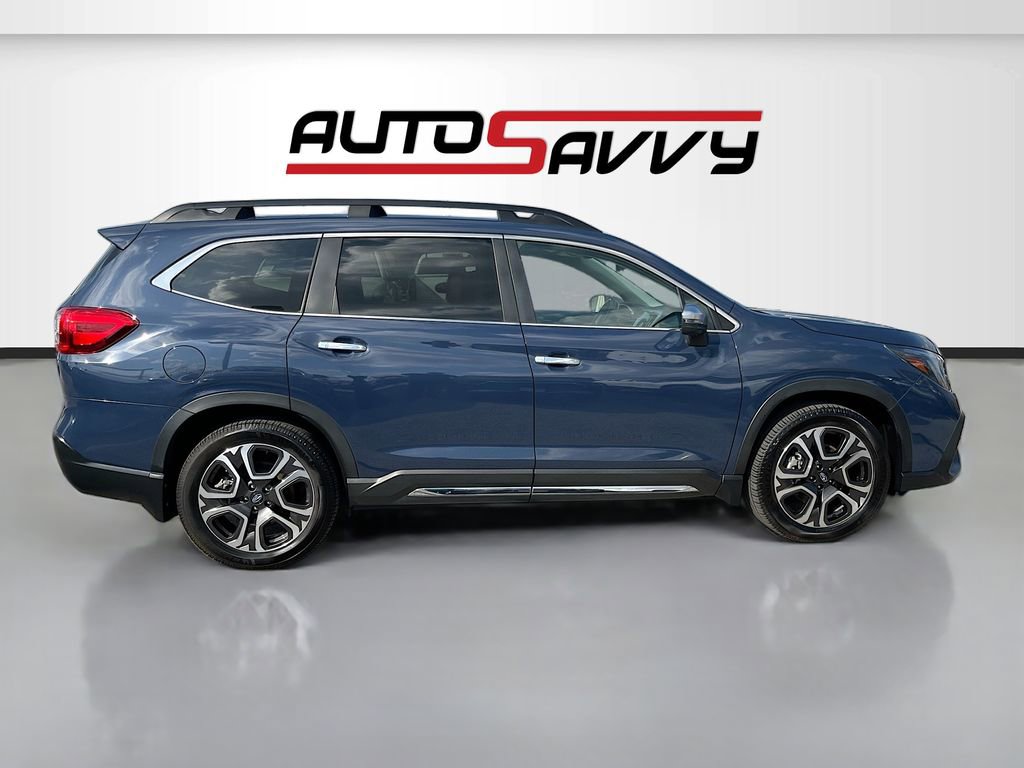 Used 2023 Subaru Ascent Touring image 8