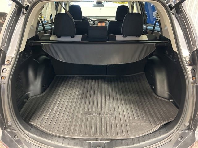 Used 2018 Toyota RAV4 XLE w/ Plus Extra Value Package AWD/4WD image 20