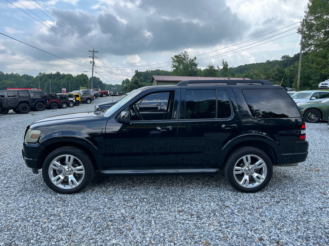 Used 2010 Ford Explorer XLT image 5