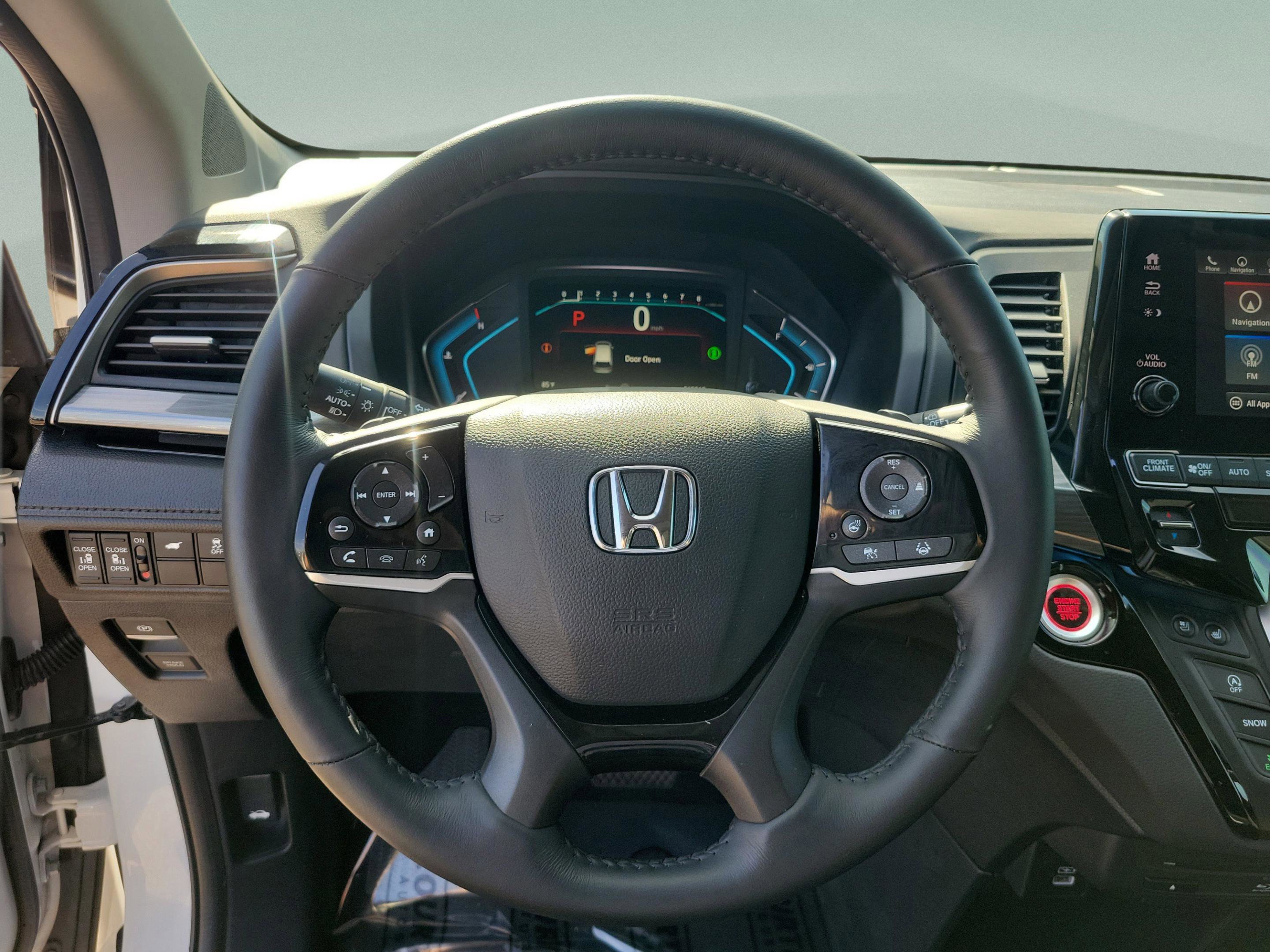 Used 2024 Honda Odyssey Elite image 26