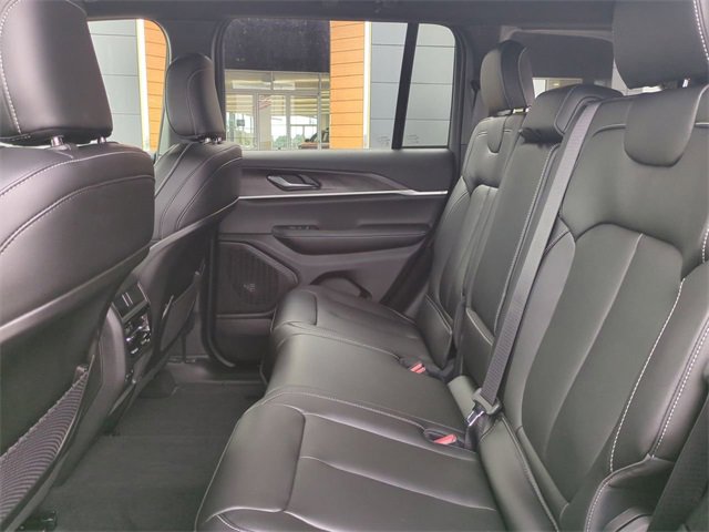 New 2025 Jeep Grand Cherokee Limited w/ Trailer Tow Package image 14